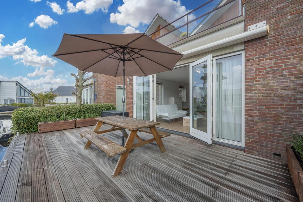 Villa Meerzicht 70 - Vakantiehuis Aan Het Water! Uitgeest Exterior foto