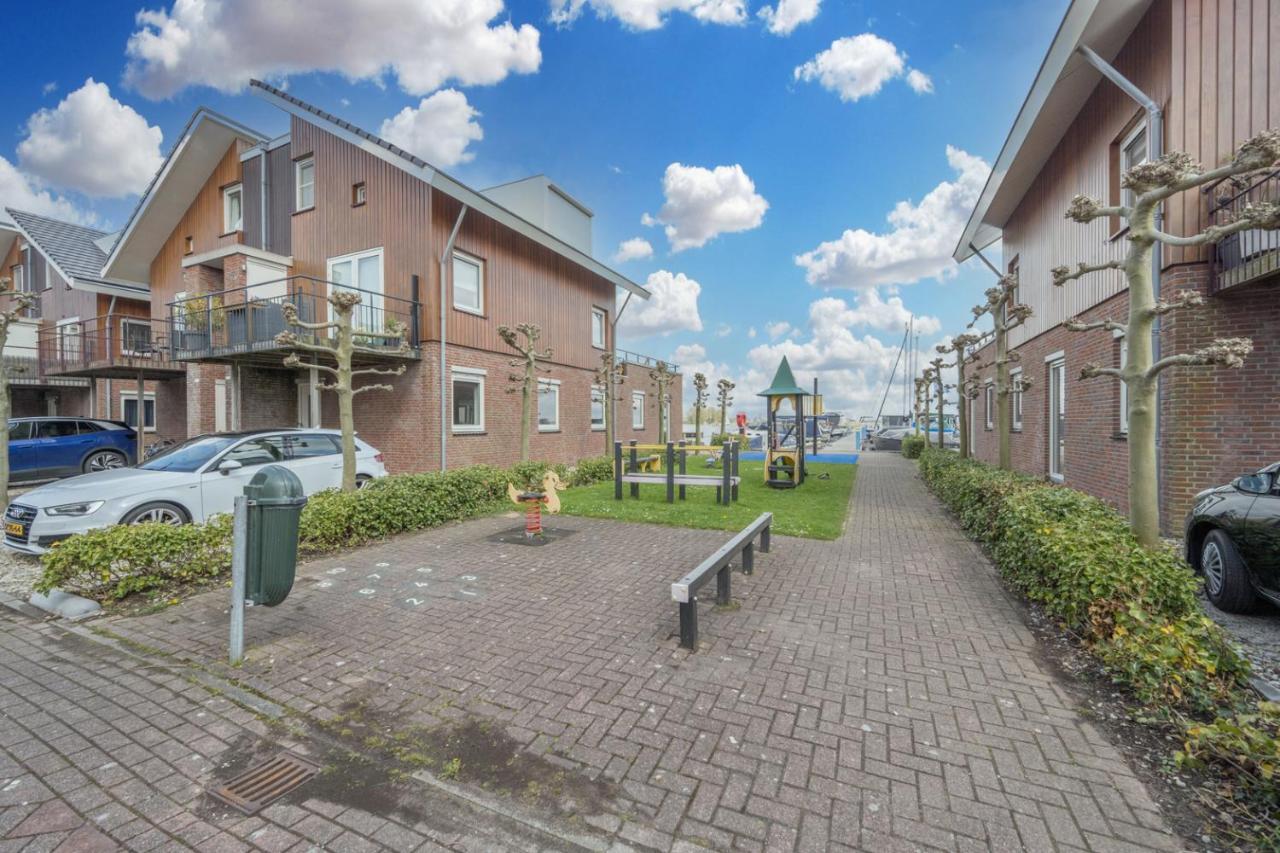 Villa Meerzicht 70 - Vakantiehuis Aan Het Water! Uitgeest Exterior foto